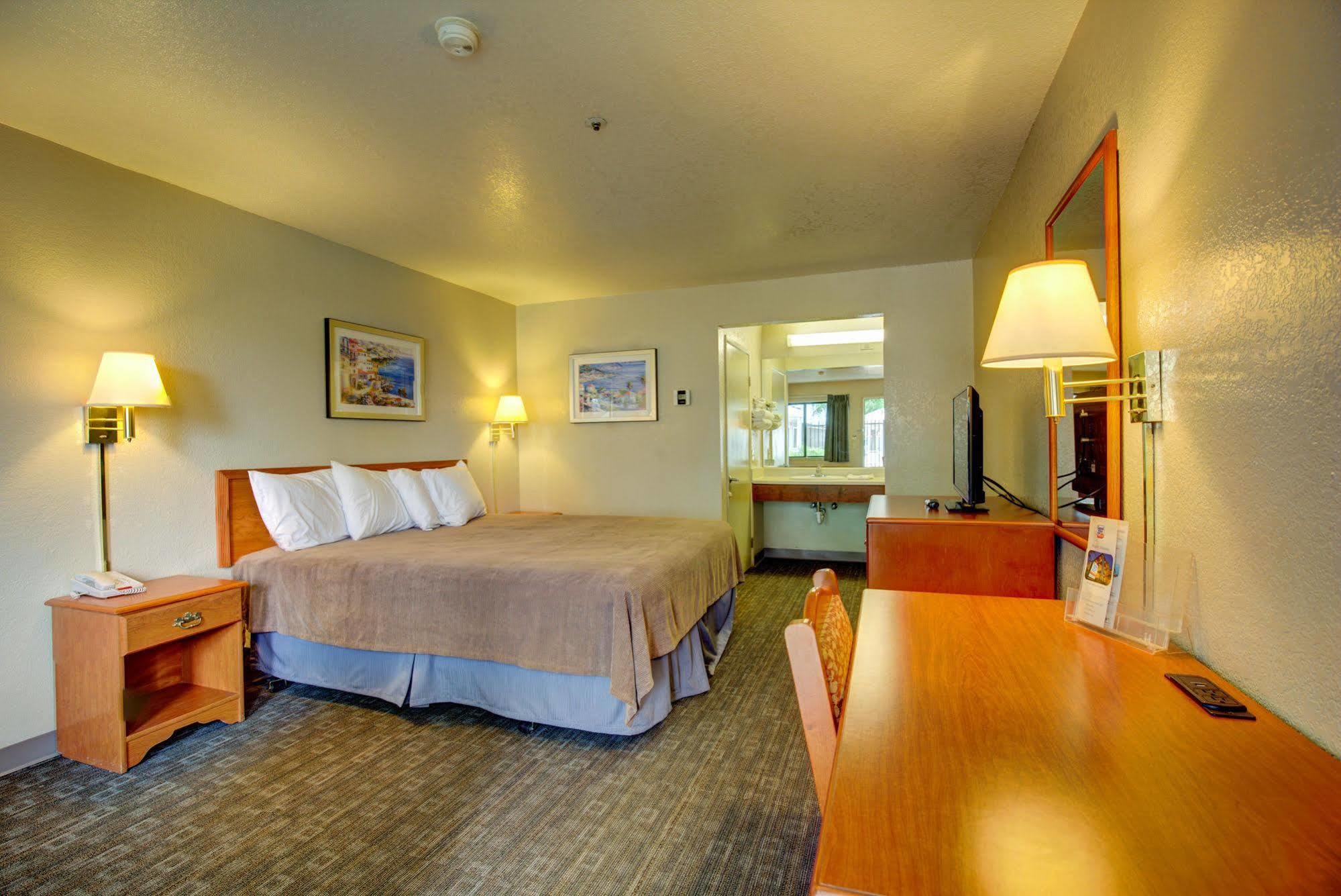 Good Nite Inn Salinas Exterior photo