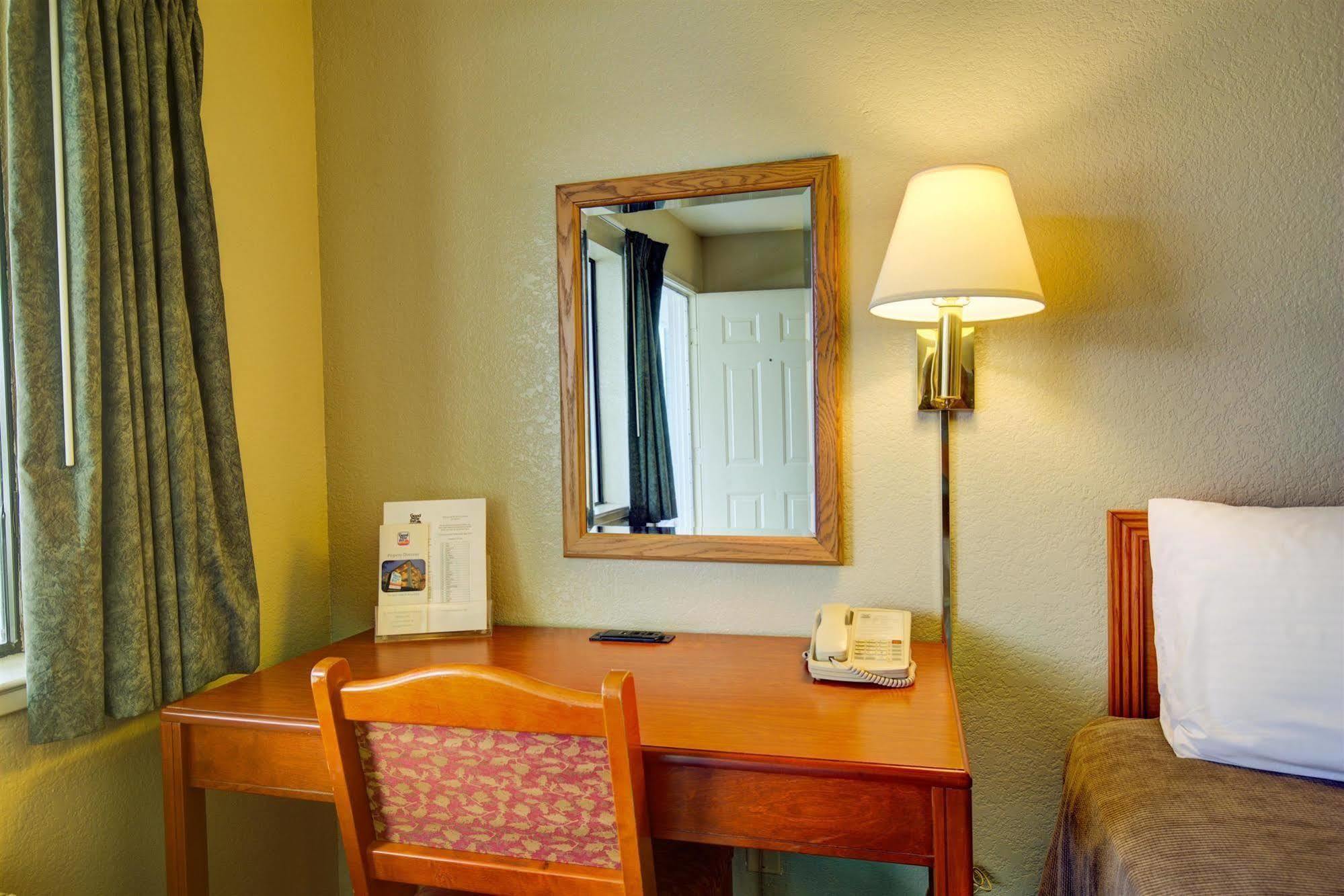 Good Nite Inn Salinas Exterior photo